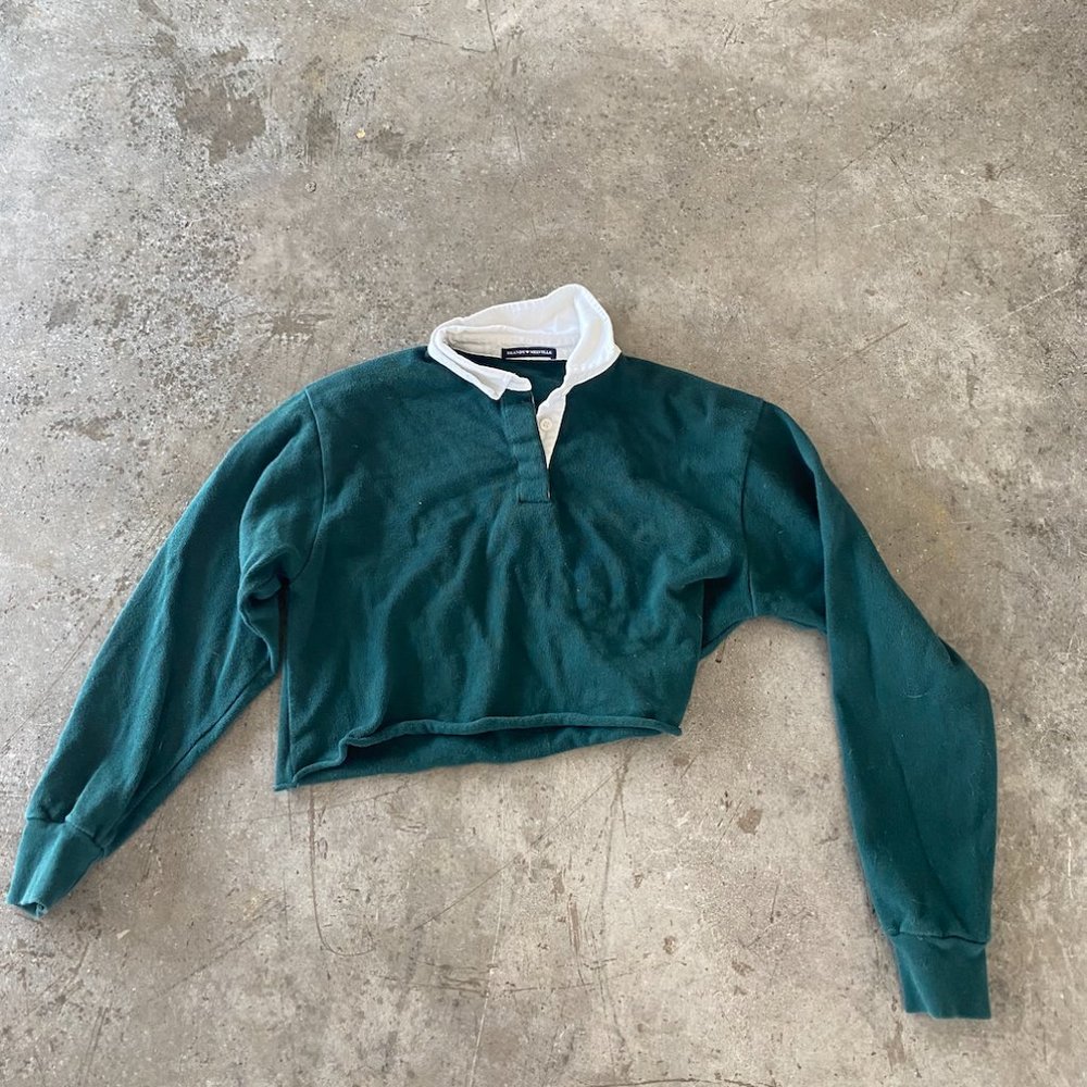 BRANDY MELVILLE CROPPED POLO